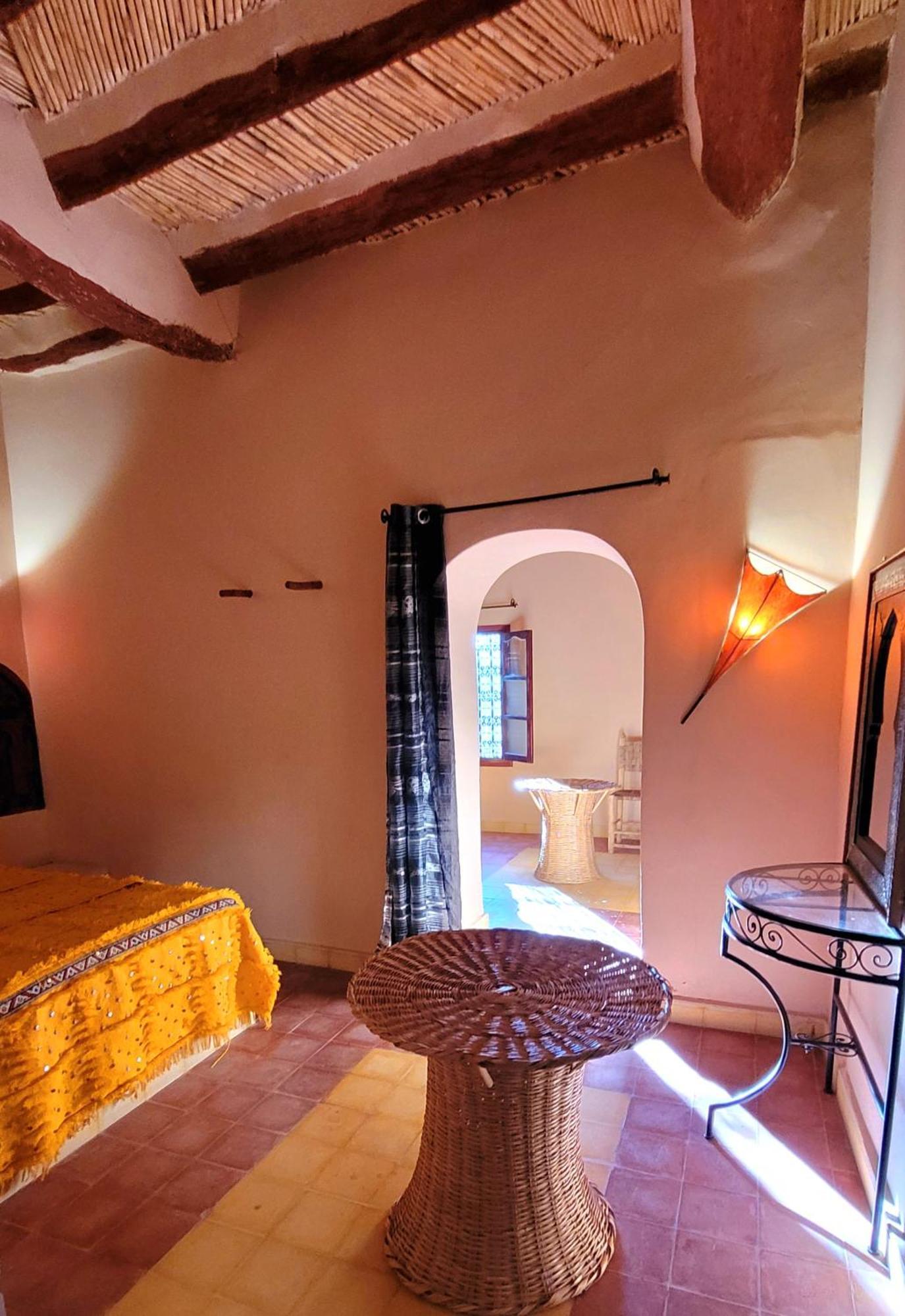 Auberge Famille Benmoro Skoura Exterior foto