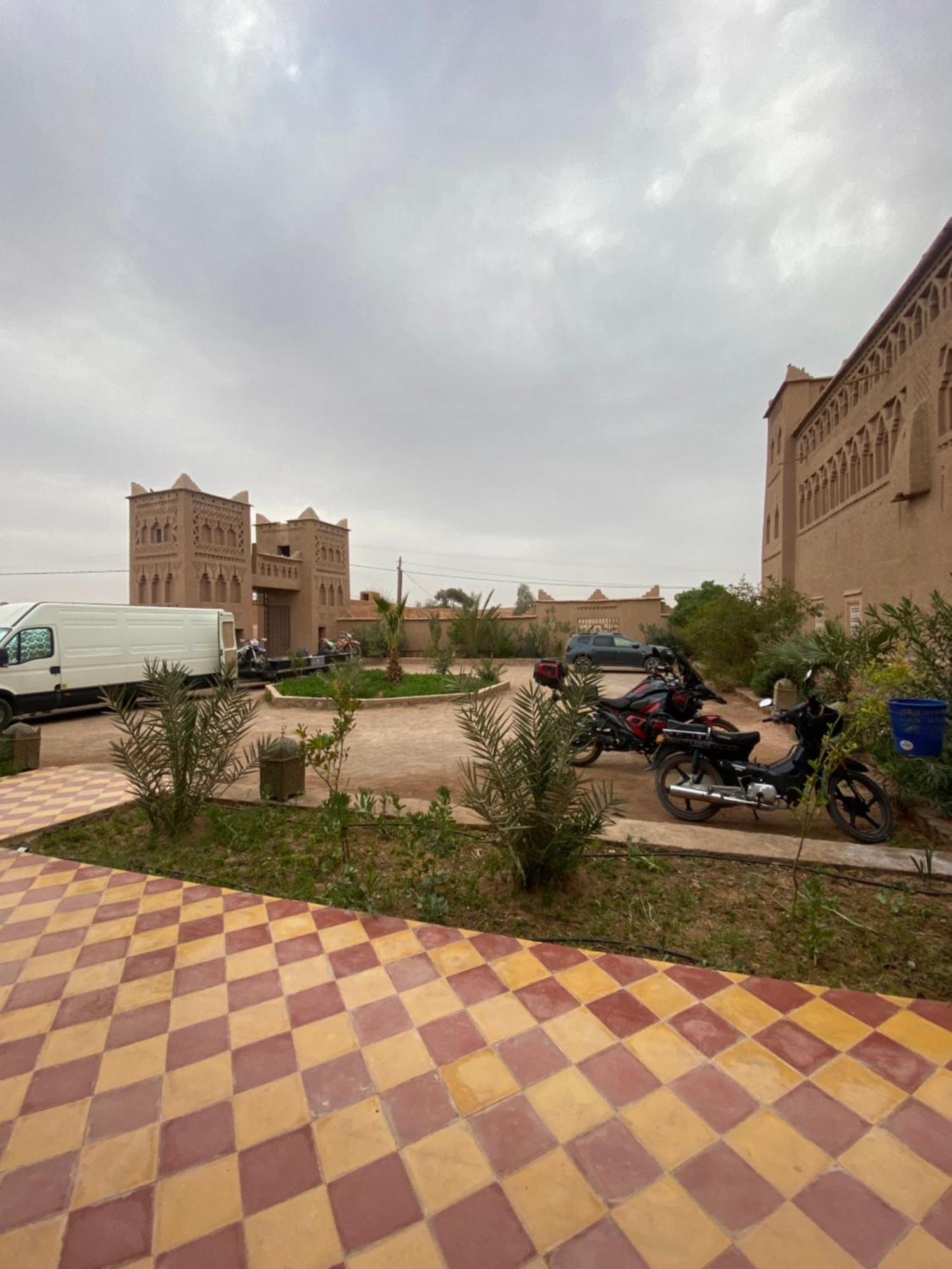 Auberge Famille Benmoro Skoura Exterior foto