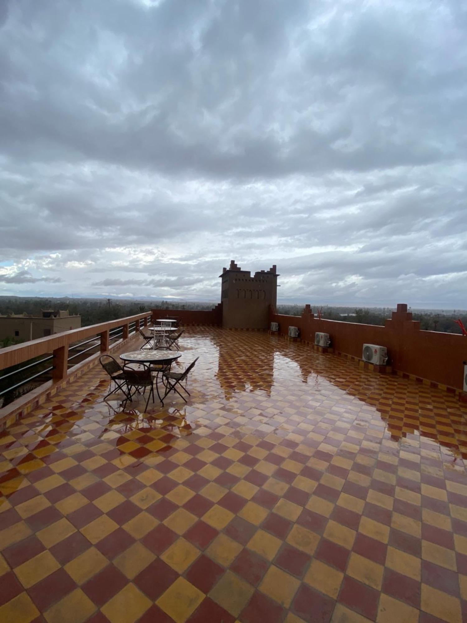 Auberge Famille Benmoro Skoura Exterior foto
